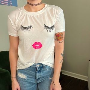 Short sleeve white graphic T-shirt